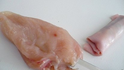 Kuřecí kapsa se šunkou a nivou s brambory - z parního hrnce
