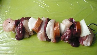 Kuřecí špízy s brambory z parního hrnce