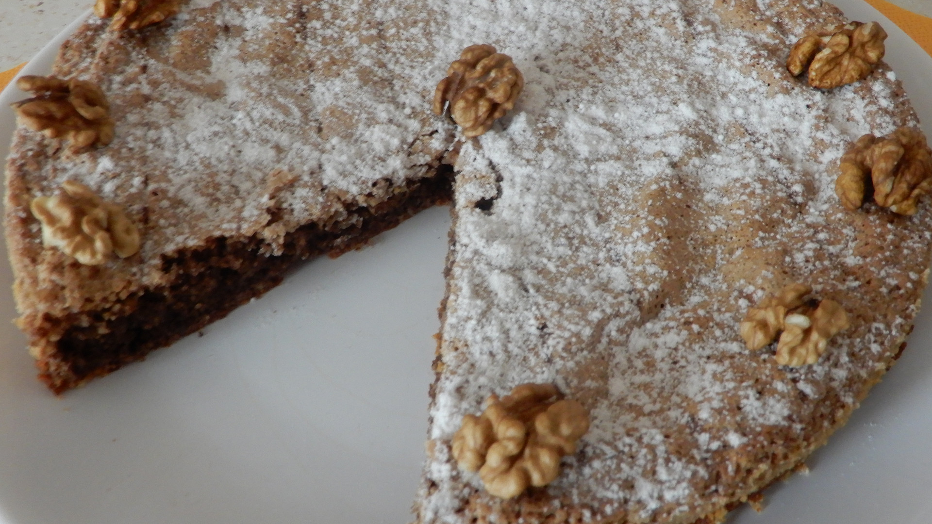 Stockholmský ořechový koláč