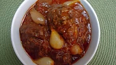 Řecký guláš stifado z české trouby