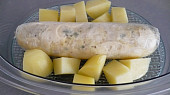 Kuřecí směs se sýrem a pórkem v parním hrnci i s brambory, Vaření ve fólii.