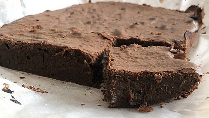 Čokoládové brownies  se skořicí