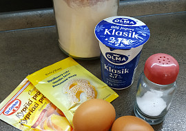 Jogurtové lívance s ovocným pyré