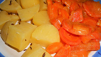 Brambory s dušenou mrkví  (Dělená strava podle LK - Kytičky + zelenina)