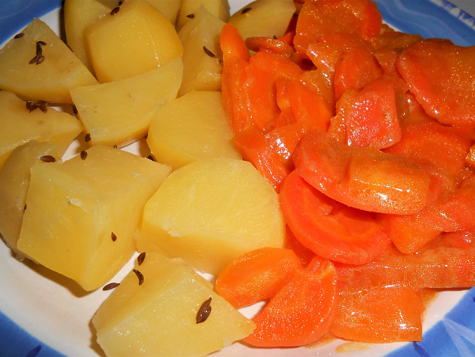 Brambory s dušenou mrkví  (Dělená strava podle LK - Kytičky + zelenina), Mrkev, brambory, klasika - SPLK