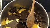 Čokoládové brownies  se skořicí
