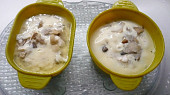 Kuřecí nudličky s houbami z parního hrnce i s bramborami