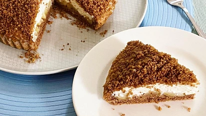 Perníkový koláč s jablky a mascarpone