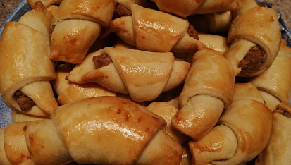 Svatomartinské rohlíčky s náplní z ořechů