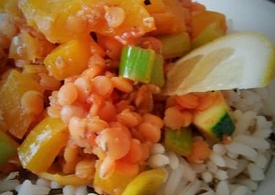 Červená čočka pro moji vegetariánskou dceru