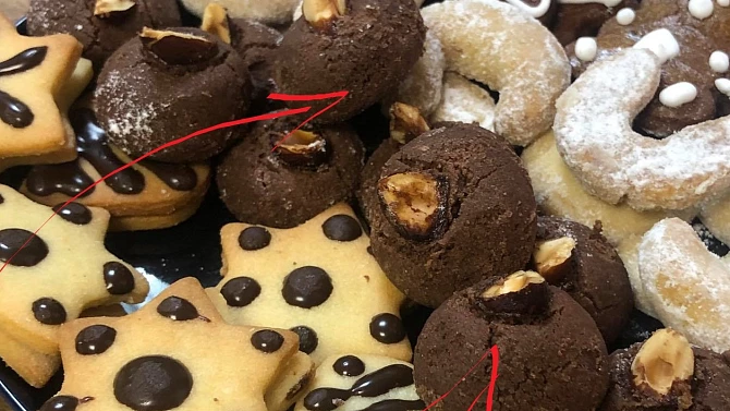 Vánoční sádláky (sádlové koláčky), Čokoládové sádláky s oříškem namáčeným v marmeládě