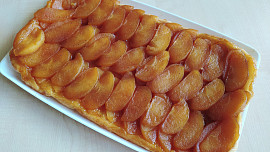 Koláč sester Tatinových  (Tarte Tatin)