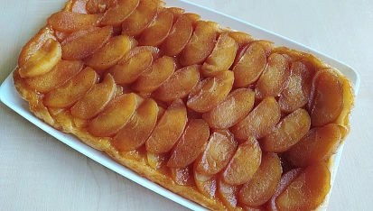 Koláč sester Tatinových  (Tarte Tatin)