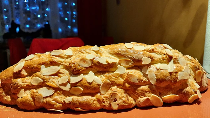 Vánočka s tvarohem a smetanou bez kynutí