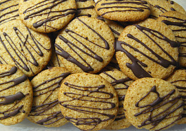 Bezlepkové arašídové sušenky