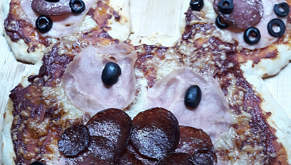 Mr.  Bean pizza