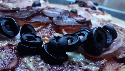 Mr.  Bean pizza