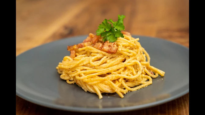 Špagety à la carbonara