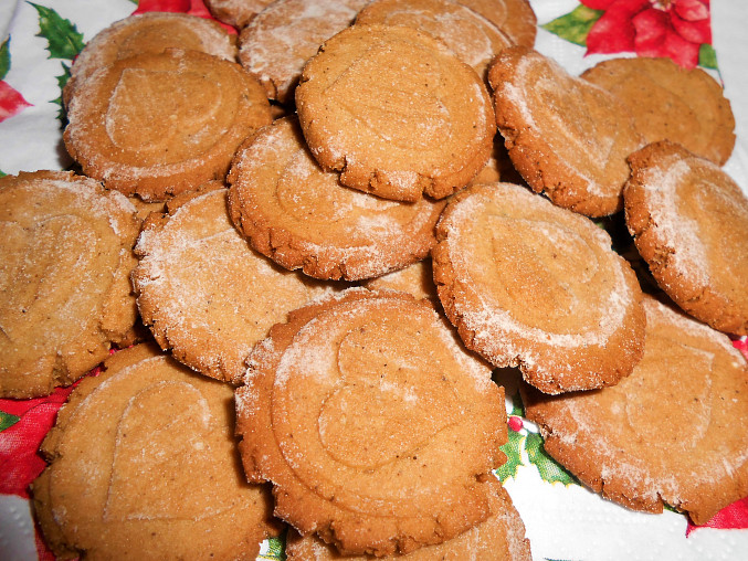 Sušenky tahini  (Dělená strava podle LK - Kytičky), sušenky Tahini s reliéfem, SPLK