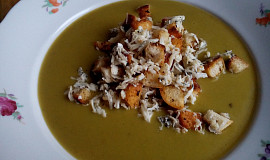 Bramborovo - hrášková polévka
