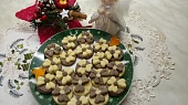 Dvoubarevné sušenky s pistáciemi