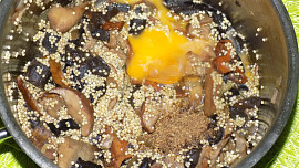 Papriky plněné houbami