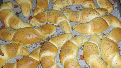 Babiččiny "startovací" žemličky (jinak housky)