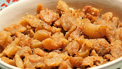 Česnekové škvarky