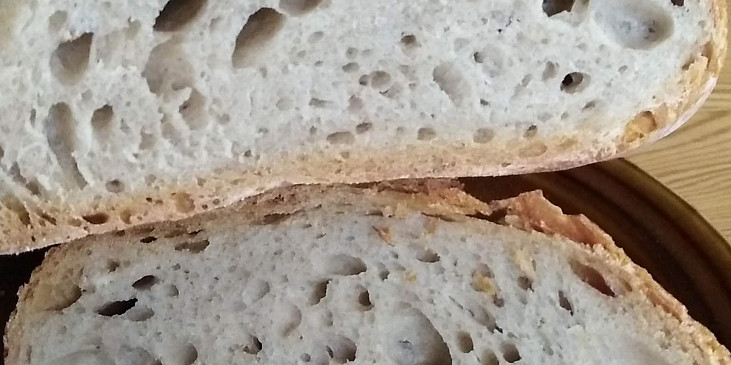 Domácí chléb z trouby