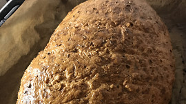 Domácí kmínový chleba