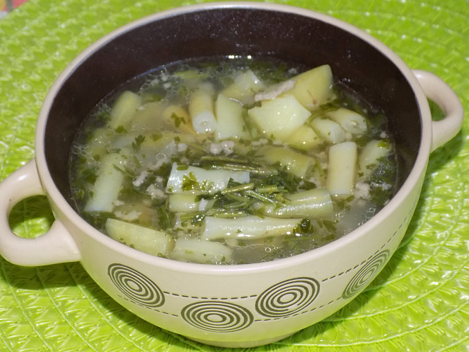 Fazolková polévka s mletým masem
