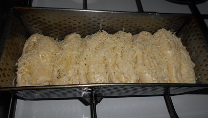 Trhací chlebík (Pull Apart Bread)
