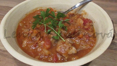 Králičí ragú s červenou čočkou