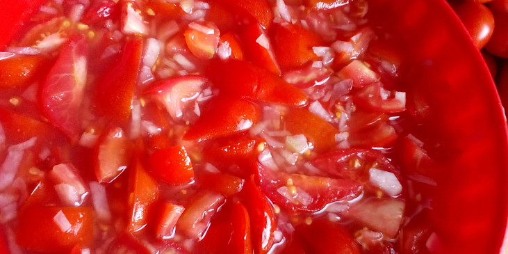 Rajčatový salátek