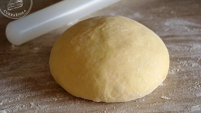 Univerzální kynuté těsto sladké, zakladni kynute testo sladke