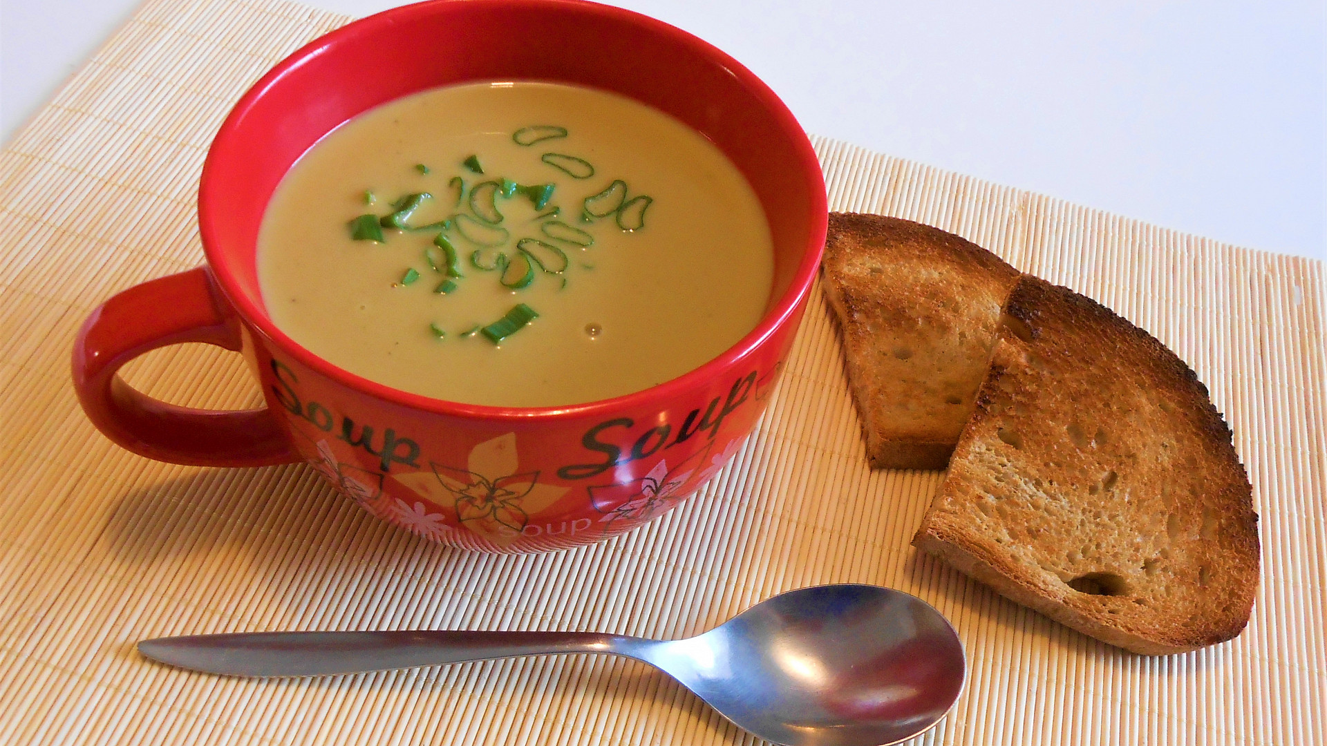 Polévka krémová brokolicová (Dělená strava podle LK - Kytičky + zelenina)