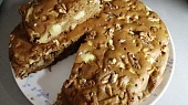 Šťavnatý fofr koláč (buchta) plný jablek, Upečeno z poloviční dávky.. Špálova mouka +ořechy bomba????