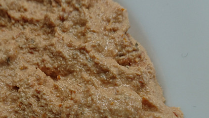 Tofu pomazánka se sušenými rajčaty