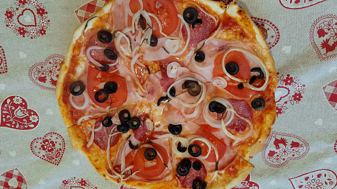 Pizza na plech podle kamarádky