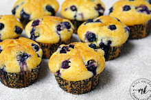 Kefírové muffiny s borůvkami