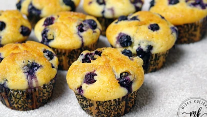 Kefírové muffiny s borůvkami