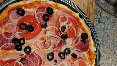 Pizza na plech podle kamarádky