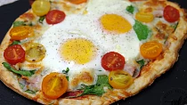 Snídaňová pizza