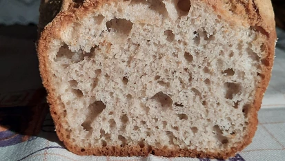 Bezlepkový chléb s pohankovou moukou