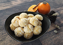 Kokosovo-pomerančové crinkles sušenky