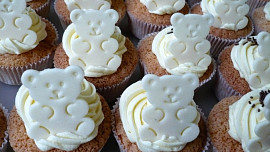 Cupcaky s vanilkovým krémem Cupcaky s vanilkovým krémem