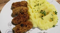 Pohankové čevabčiči