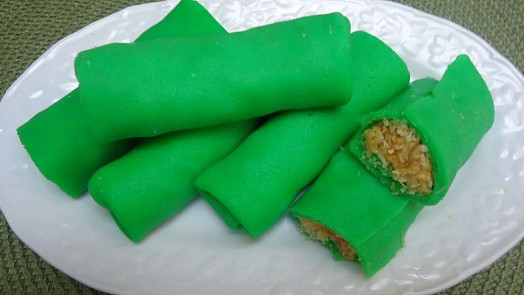 Indonéské zelené palačinky s kokosem