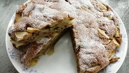 Jablkový koláč plný jablek, Špaldova +ořechy
