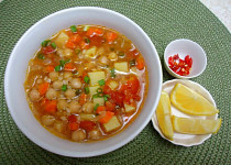 Maďarská polévka "čičeri"